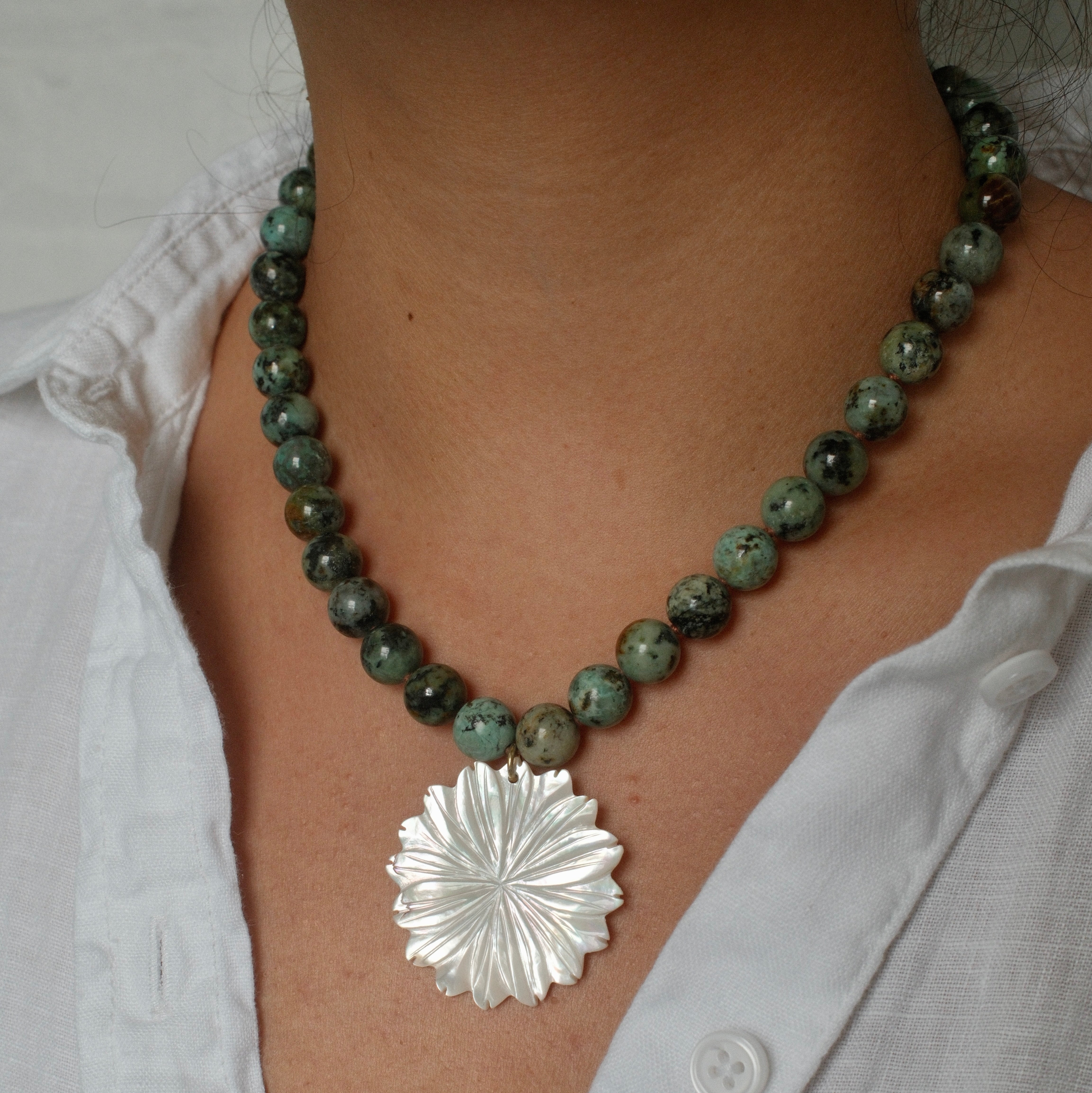 MARTHA FLOWER NECKLACE TURQUOISE