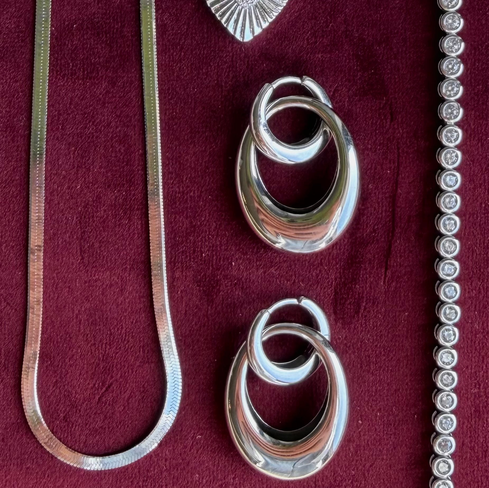 PETRA HOOPS SILVER