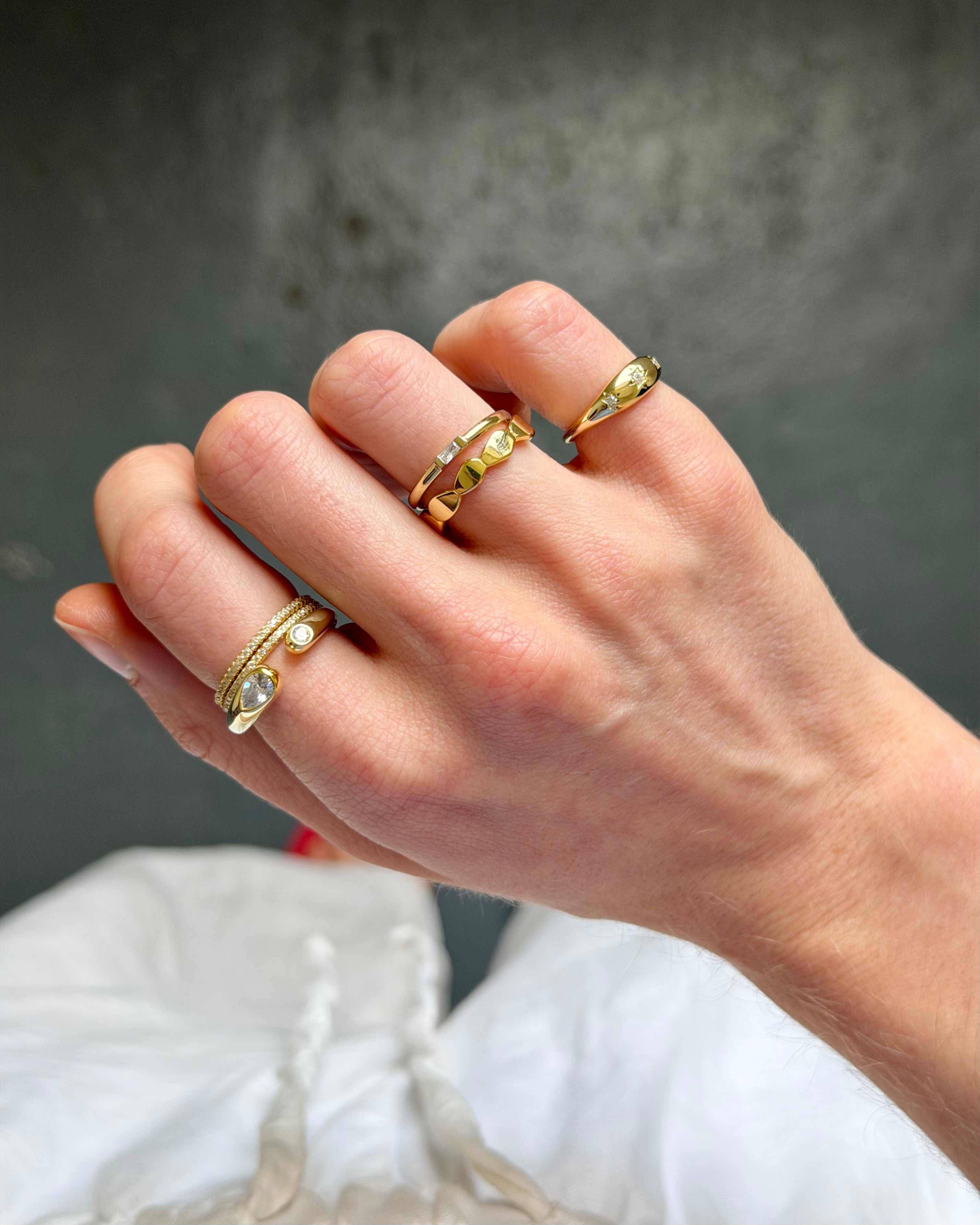 NAOMI STACKING BAND GOLD