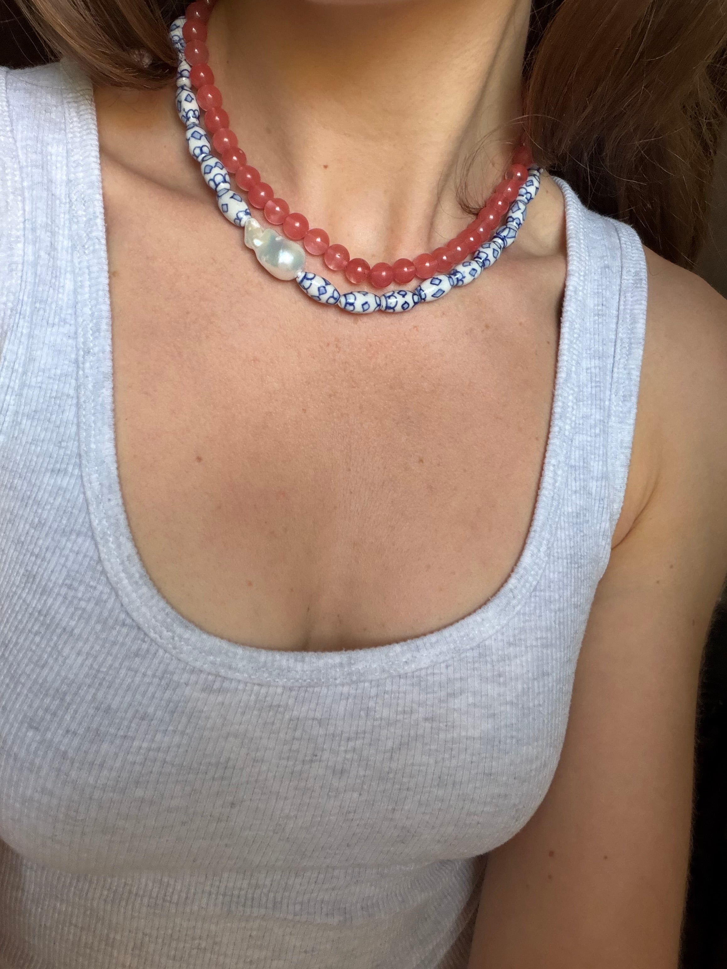 PETITE PALOMA NECKLACE CHERRY QUARTZ