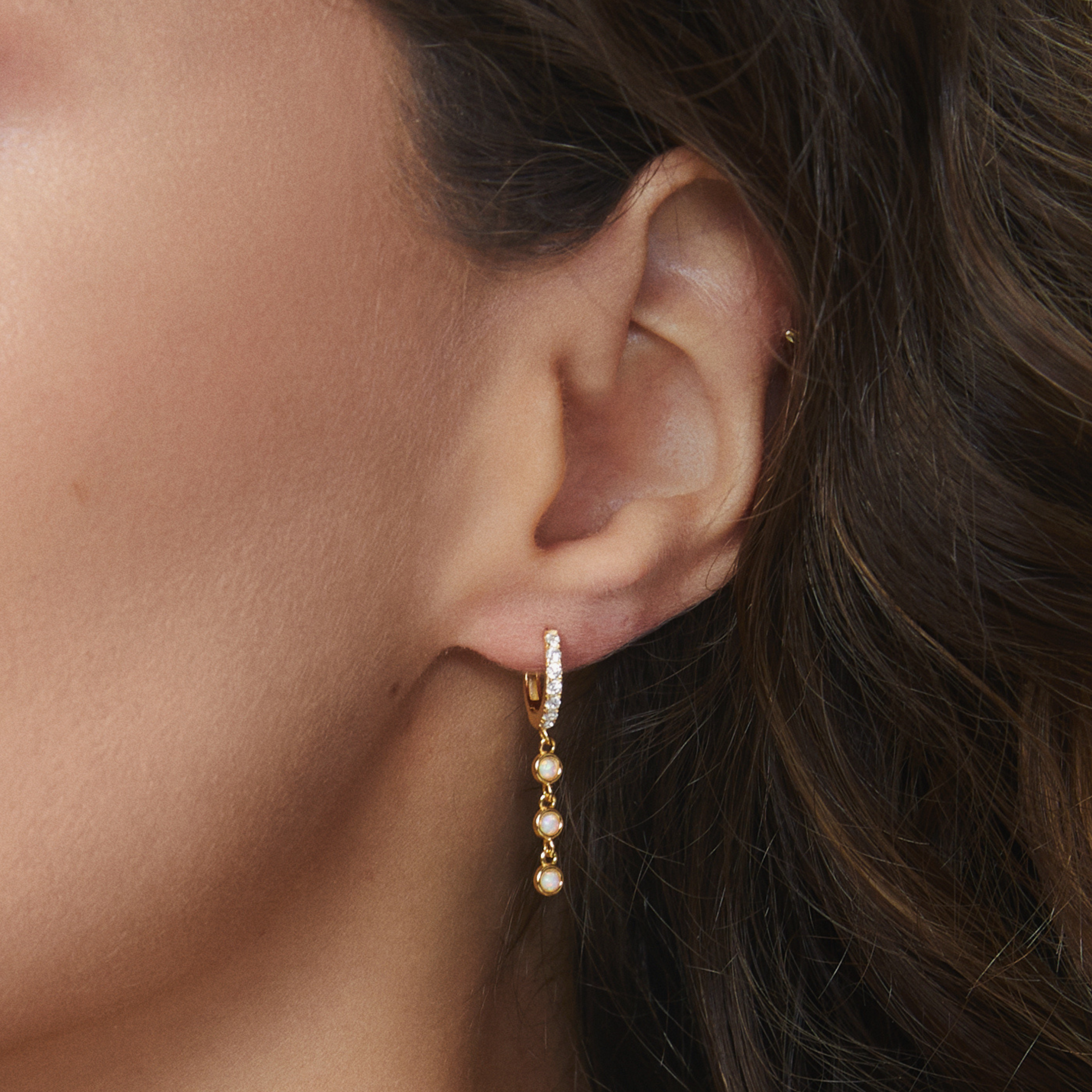 SOPHIA OPAL HUGGIES GOLD