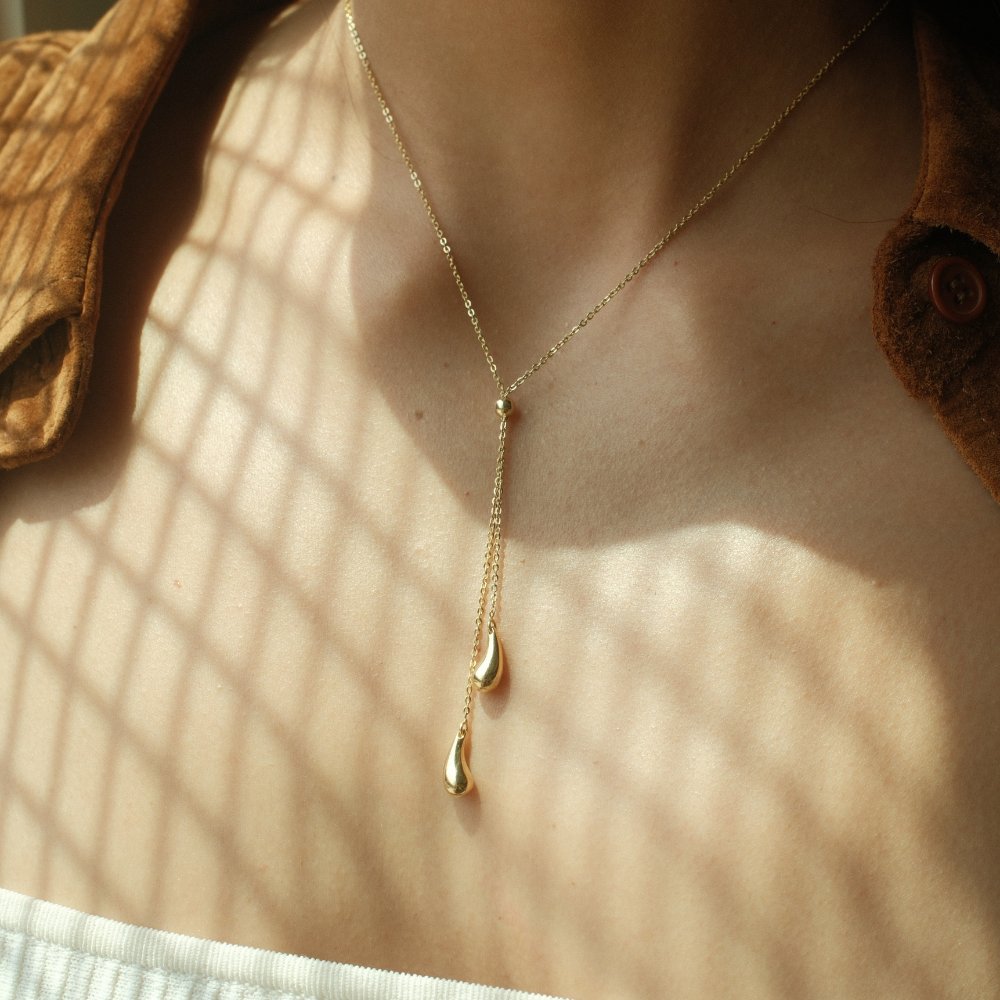 ALICIA NECKLACE