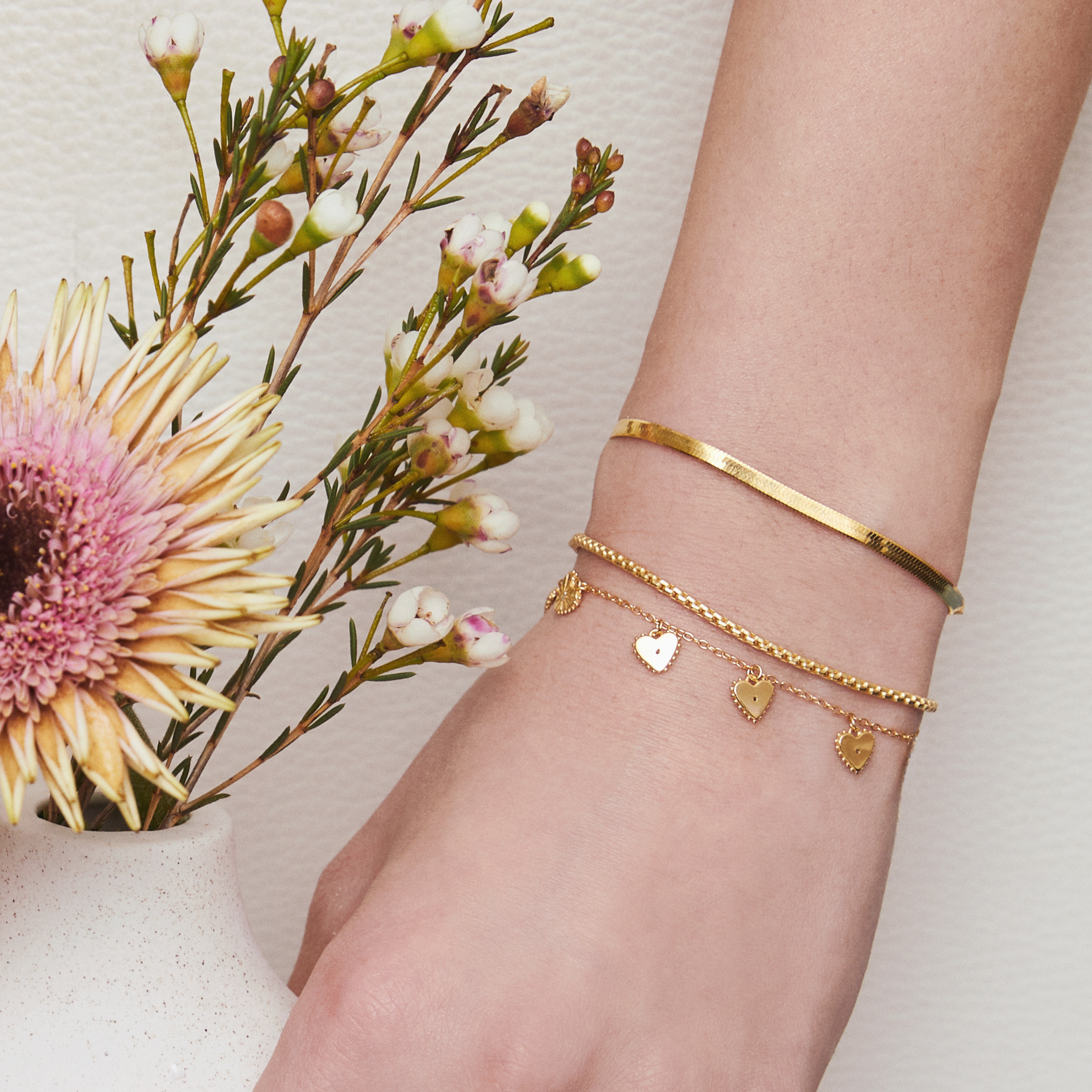 HEIRLOOM HEART BRACELET GOLD