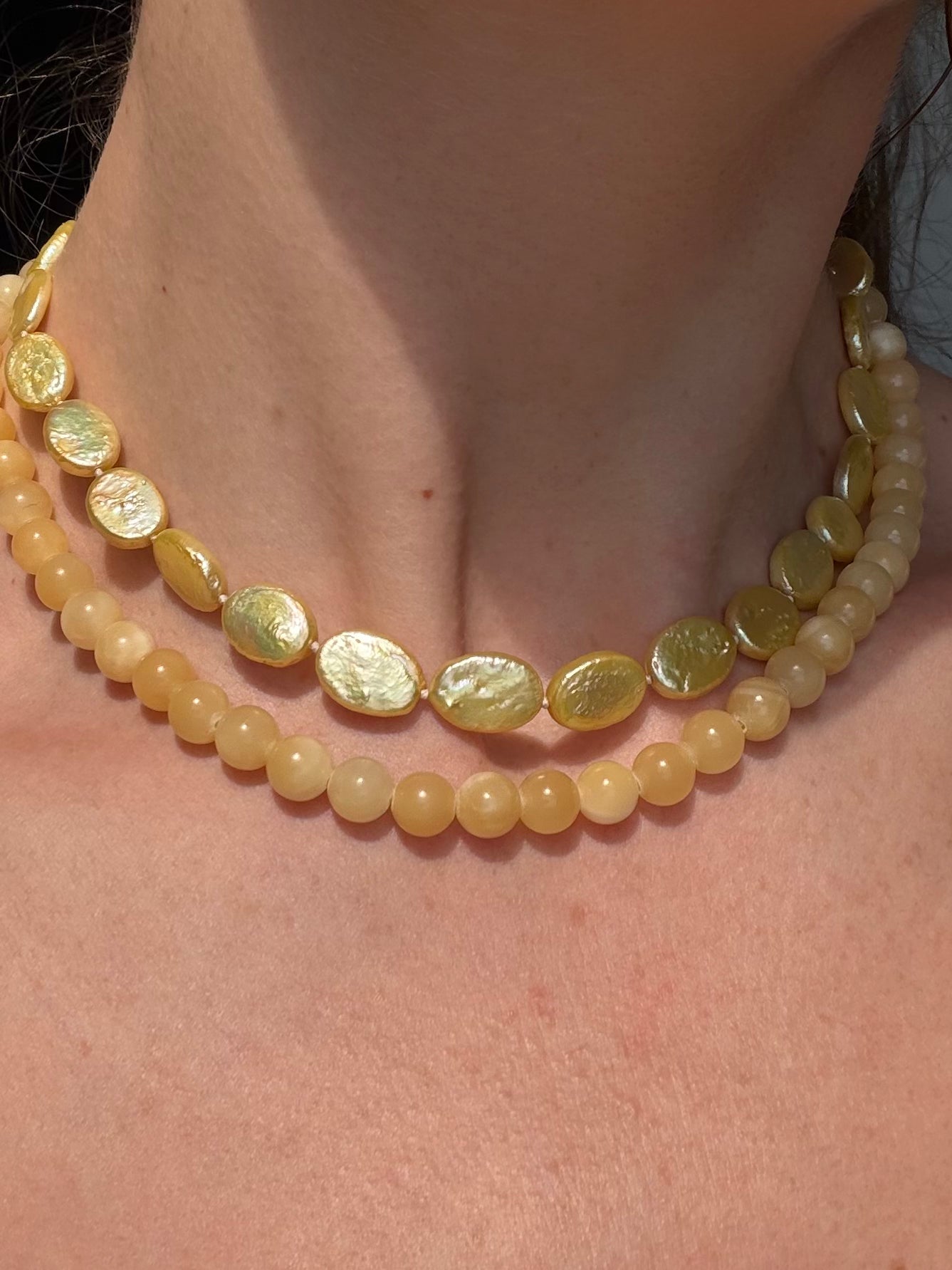 GOLDIE PEARL NECKLACE