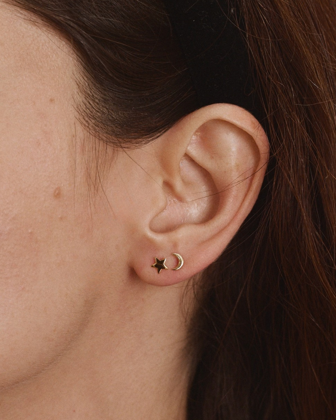 PETITE MOON STUDS
