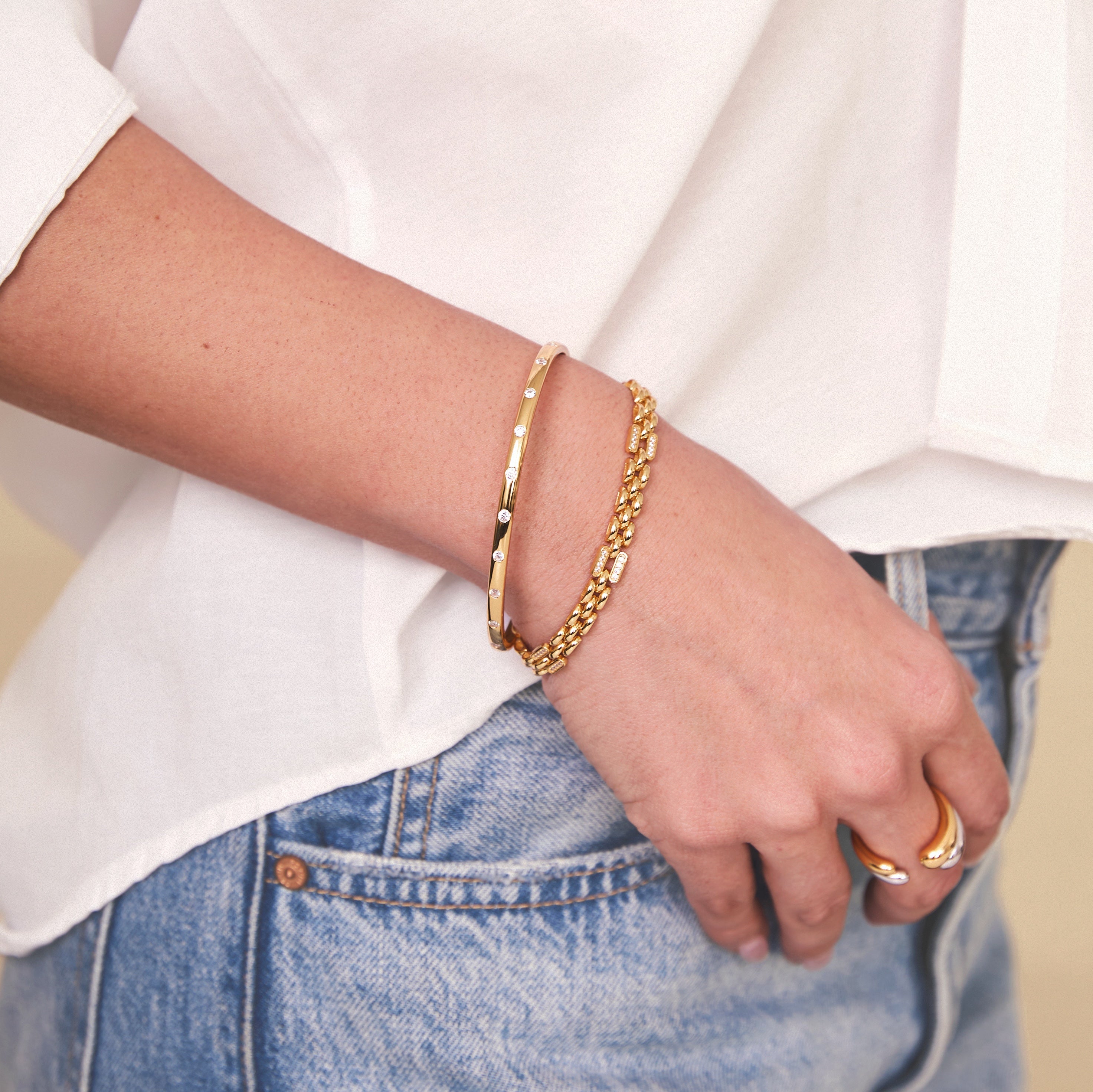 BELEN BANGLE