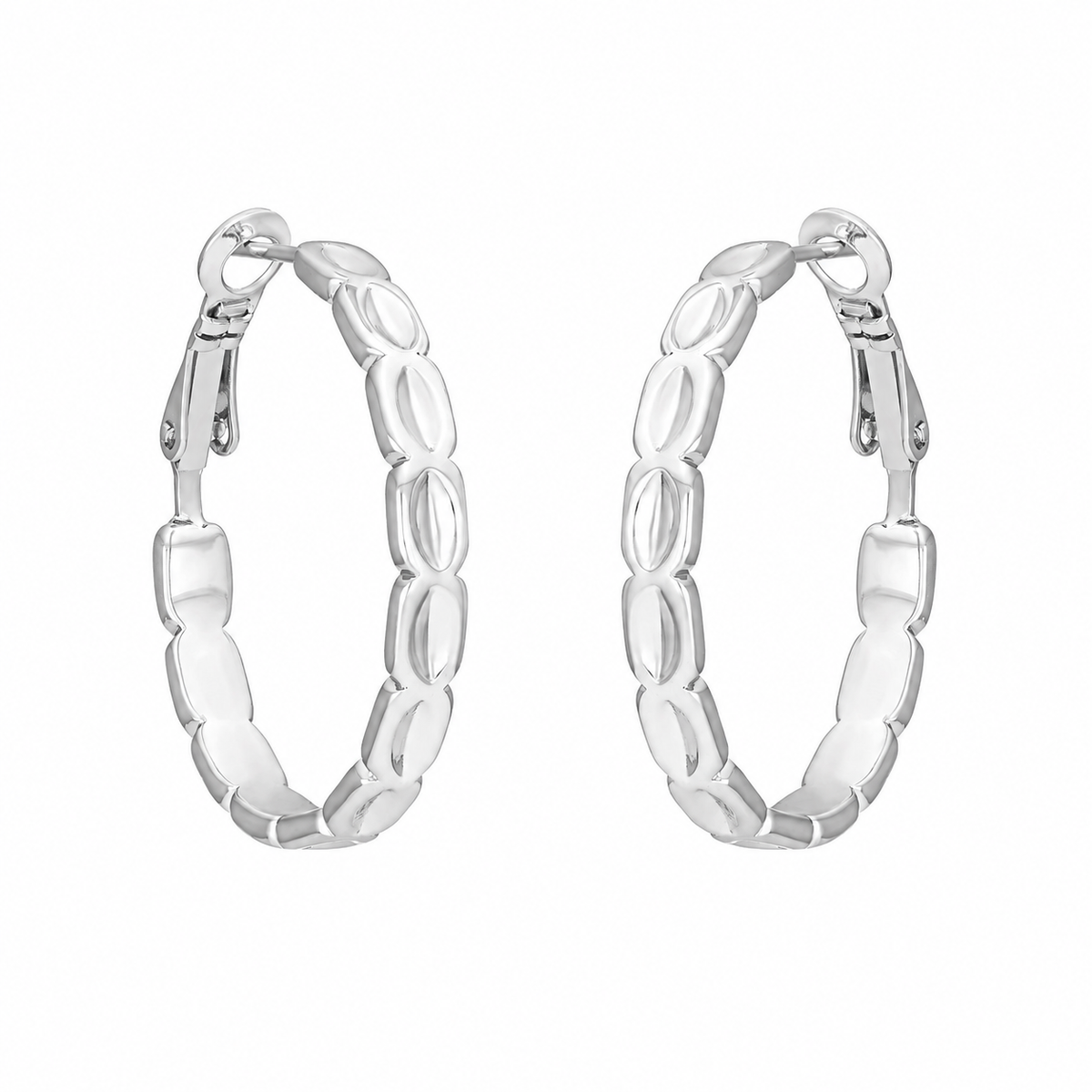 RENEE HOOPS