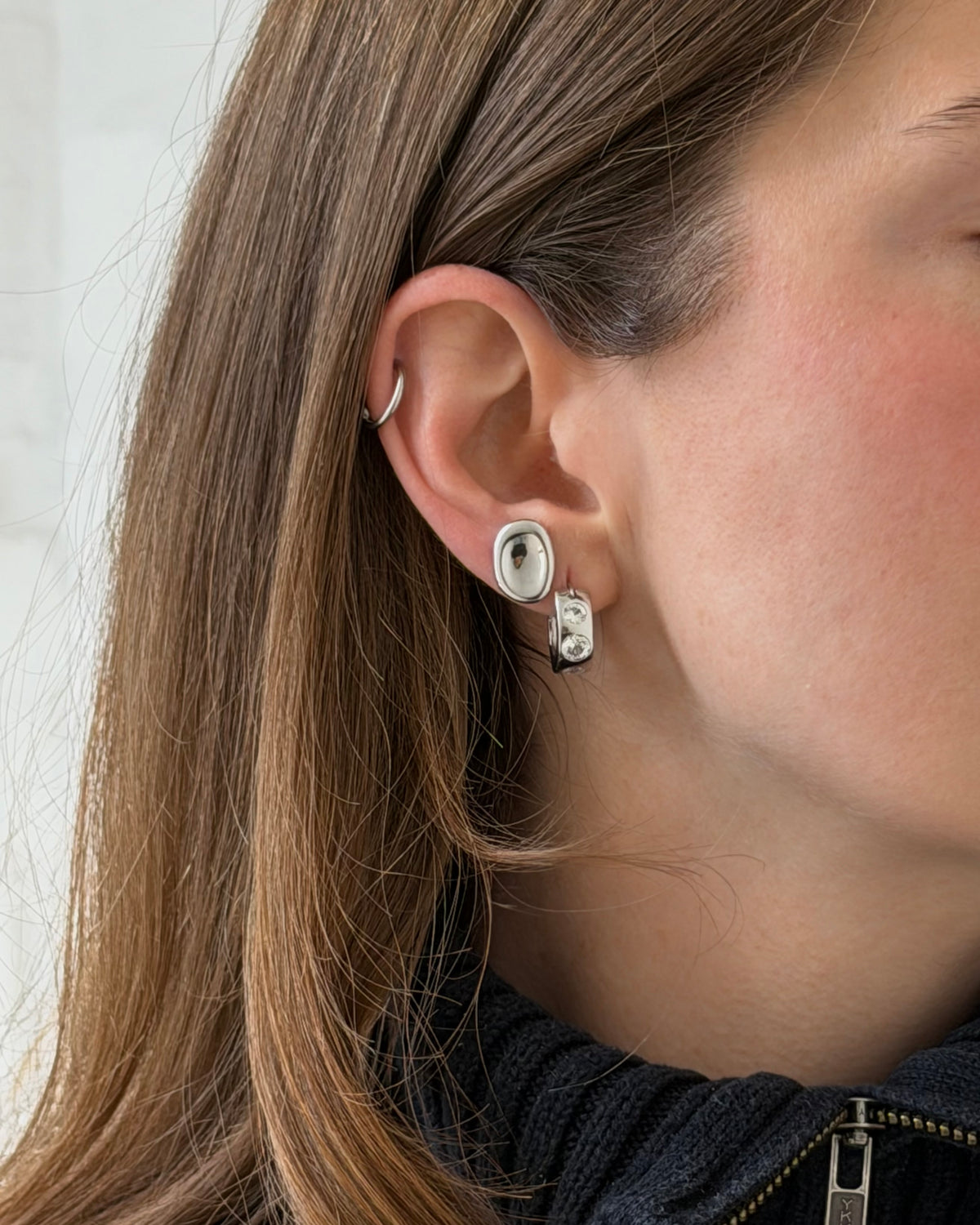 GISELLE STUDS