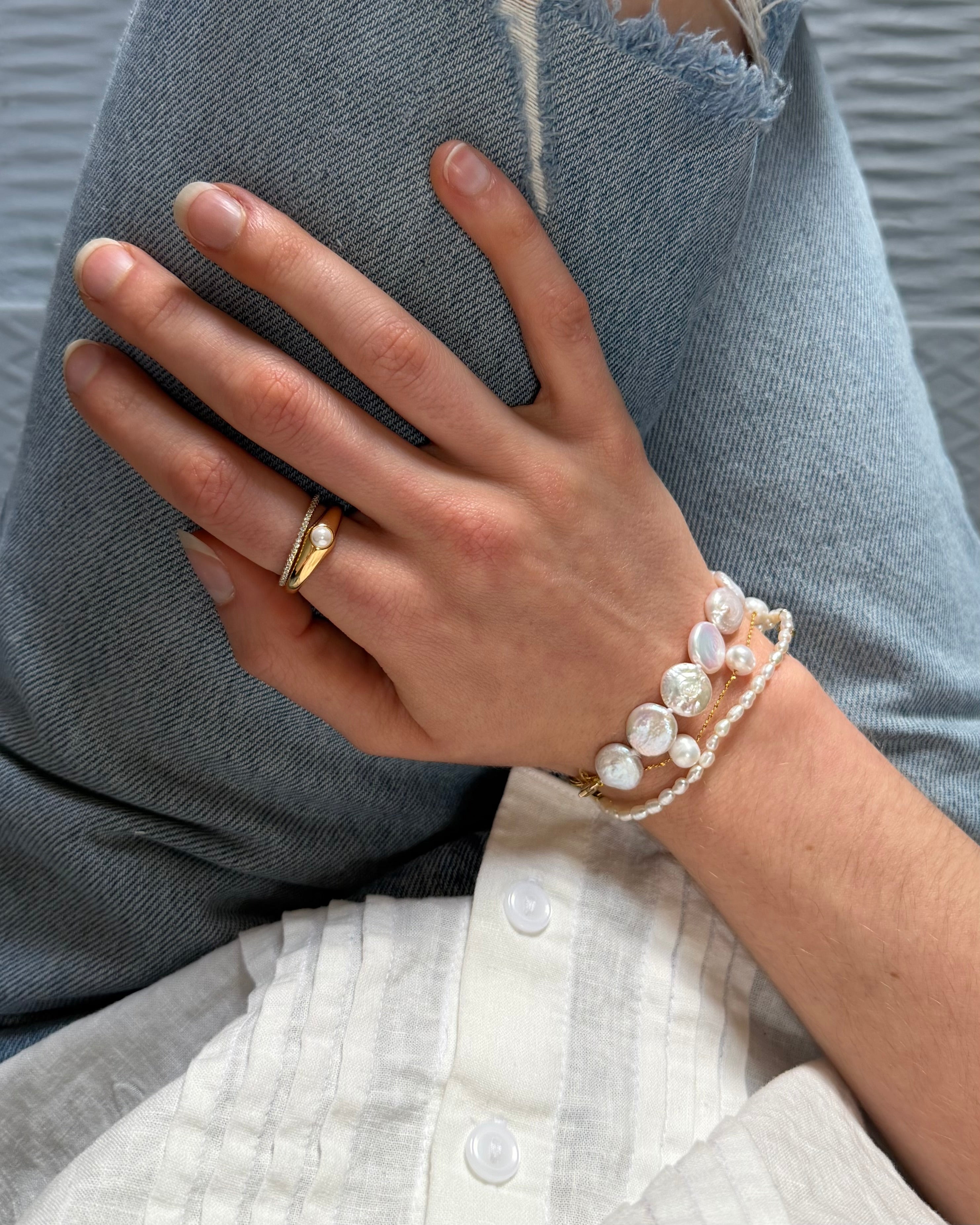PEARL SIGNET RING GOLD