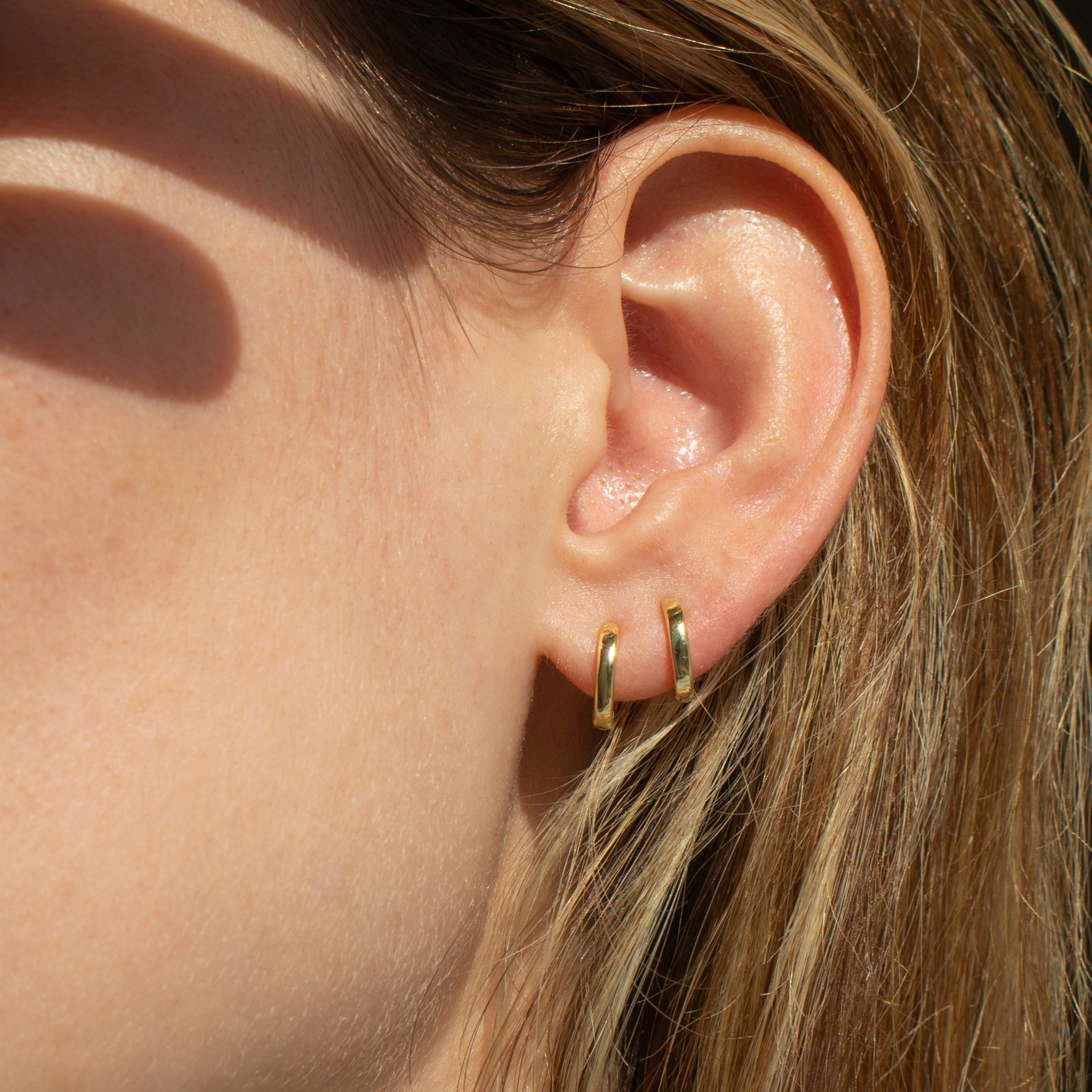 PETITE CHLOE HUGGIE GOLD